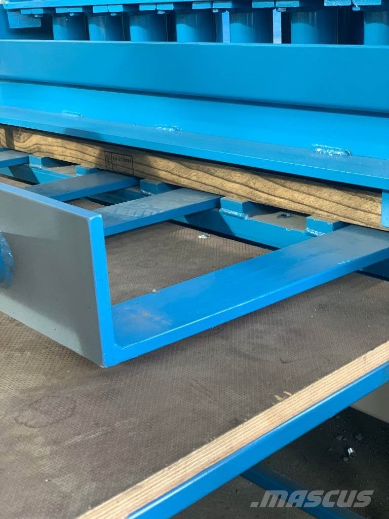 Metalika VPS-1000 Concrete block machine Stroje na výrobu betónových prefabrikátov