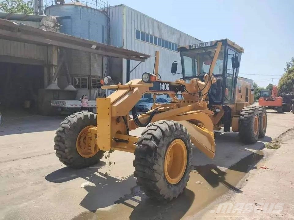 CAT 140 K Motoniveladoras