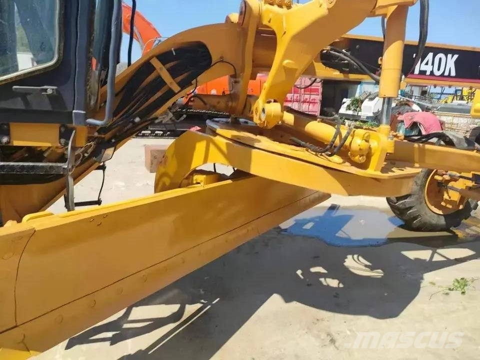 CAT 140 K Motoniveladoras