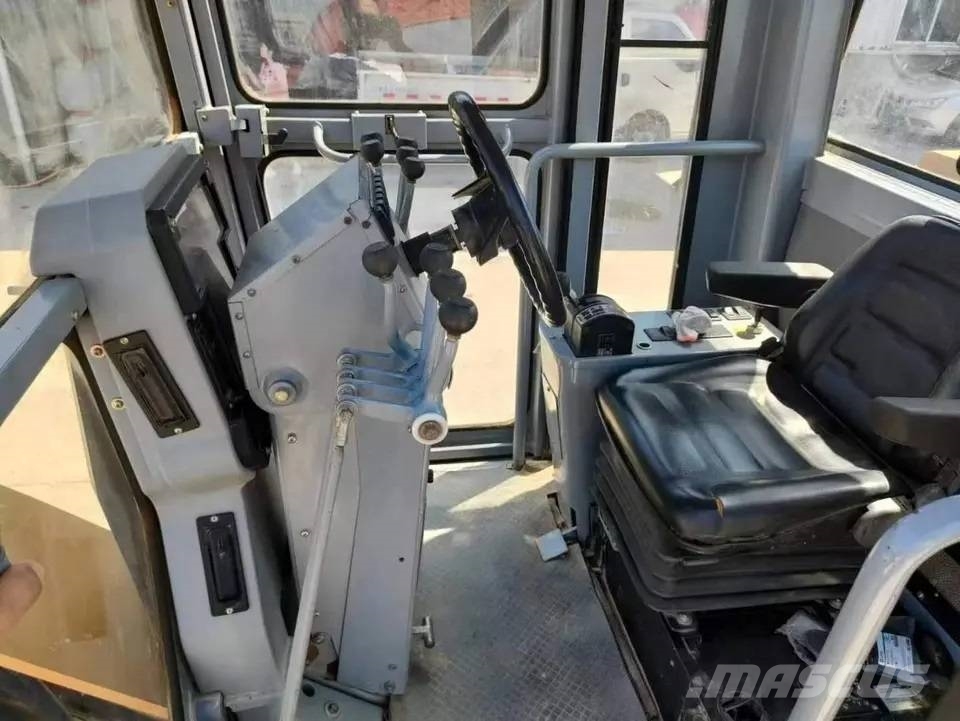 CAT 140 K Motoniveladoras