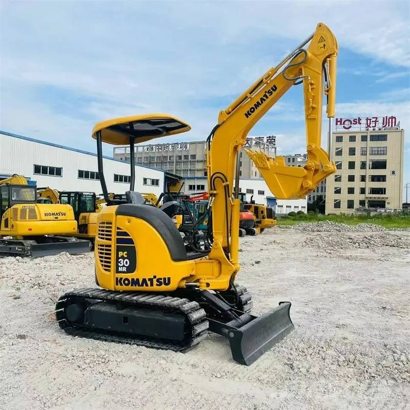 Komatsu PC 30 MR 小型挖掘机