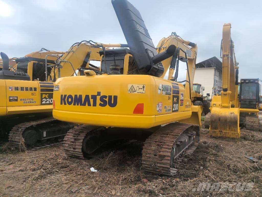 Komatsu PC 200-8 Midigraafmachines 7t - 12t