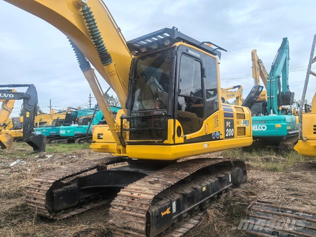 Komatsu PC 200-8 Midigraafmachines 7t - 12t