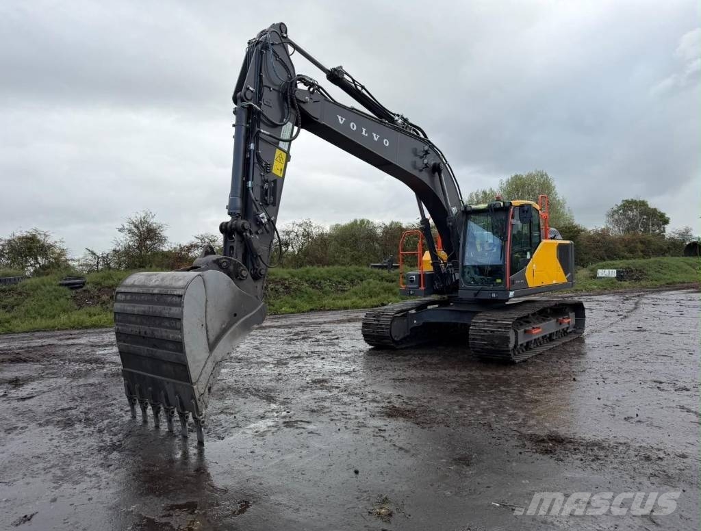 Volvo EC230E 拆卸式挖土機/掘鑿機/挖掘機