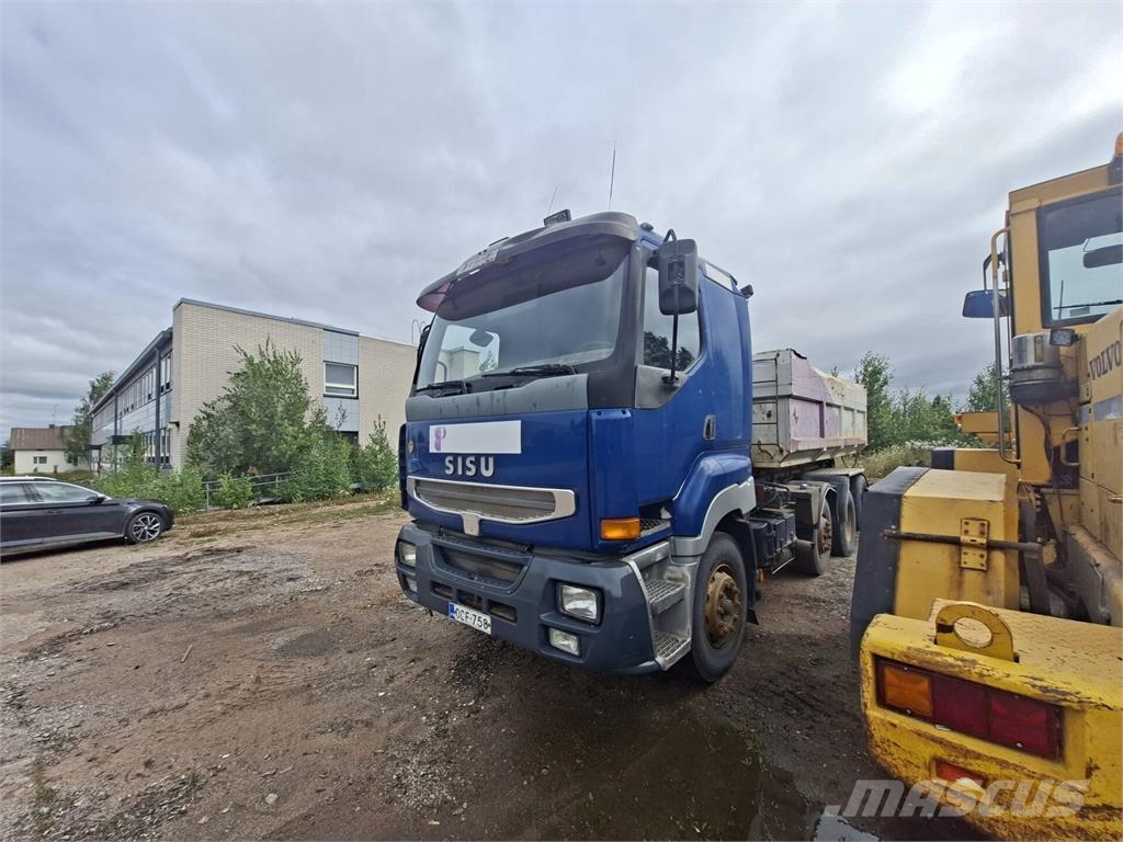 Sisu E12M Camiones desmontables
