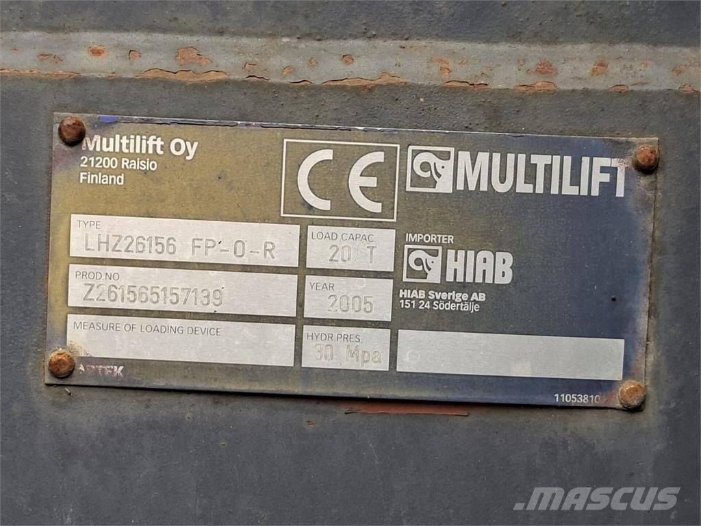 Sisu E12M Camiones desmontables