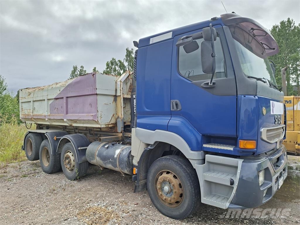Sisu E12M Camiones desmontables