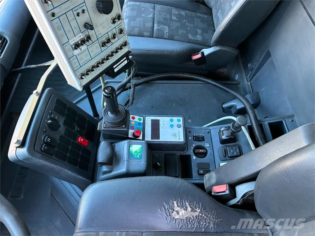 MB Trac U 400 + Inuma IUAS 3030 Traktorer