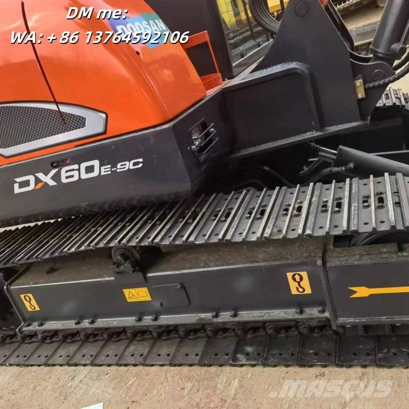 Doosan DX60 حفارات زحافة