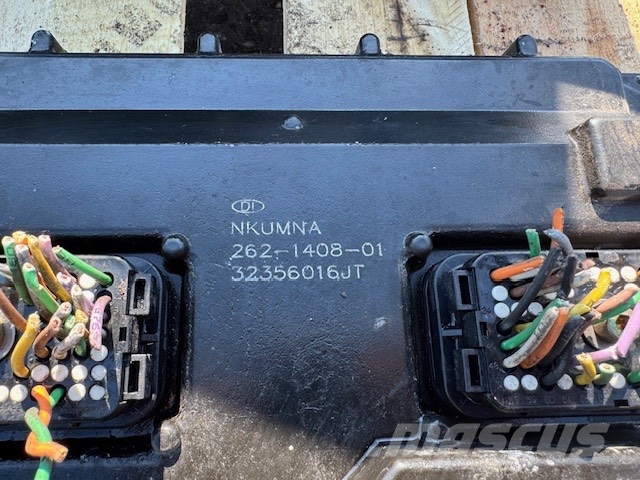 CAT 966 H USED CAB PARTS Cabine en interieur