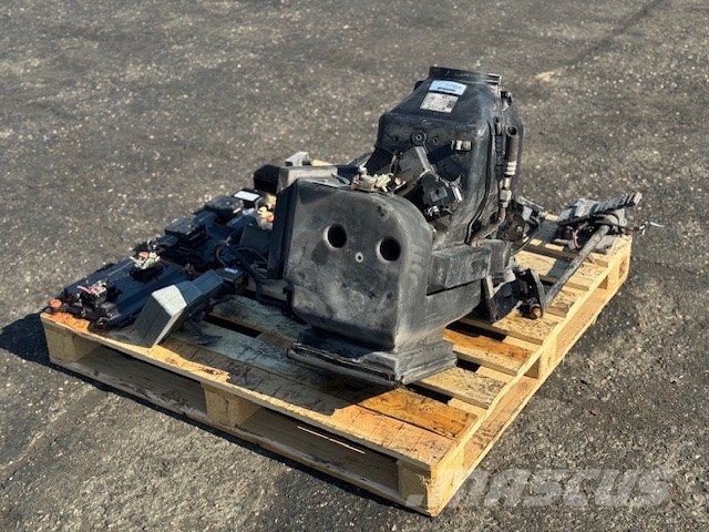 CAT 966 H USED CAB PARTS Cabine en interieur