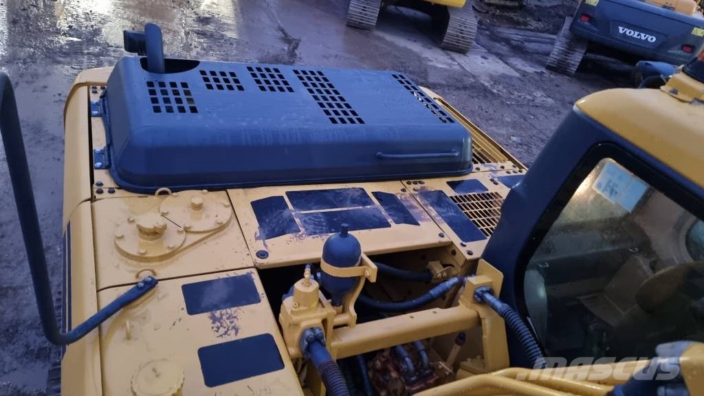 Komatsu PC 210 LC-7K 履带挖掘机