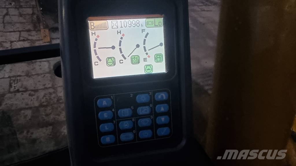 Komatsu PC 210 LC-7K 履带挖掘机