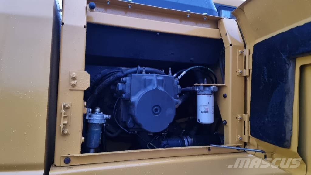 Komatsu PC 210 LC-7K 履带挖掘机
