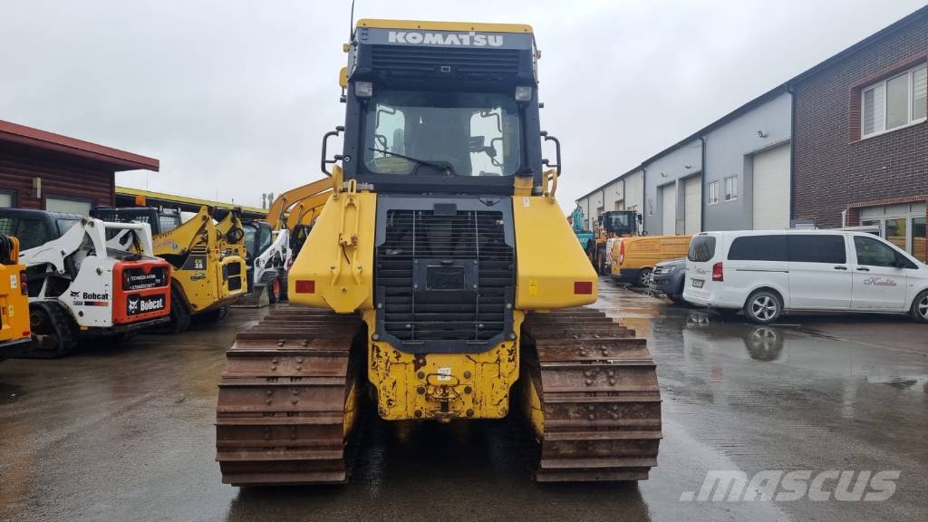 Komatsu D 51 PX-24 E0 With TopCon Crawler dozers