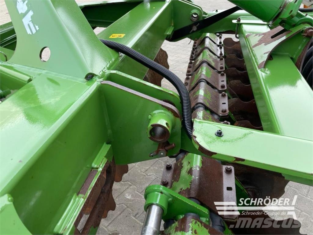 Amazone CATROS+ 3001 | KEILRINGWALZE Talířové brány