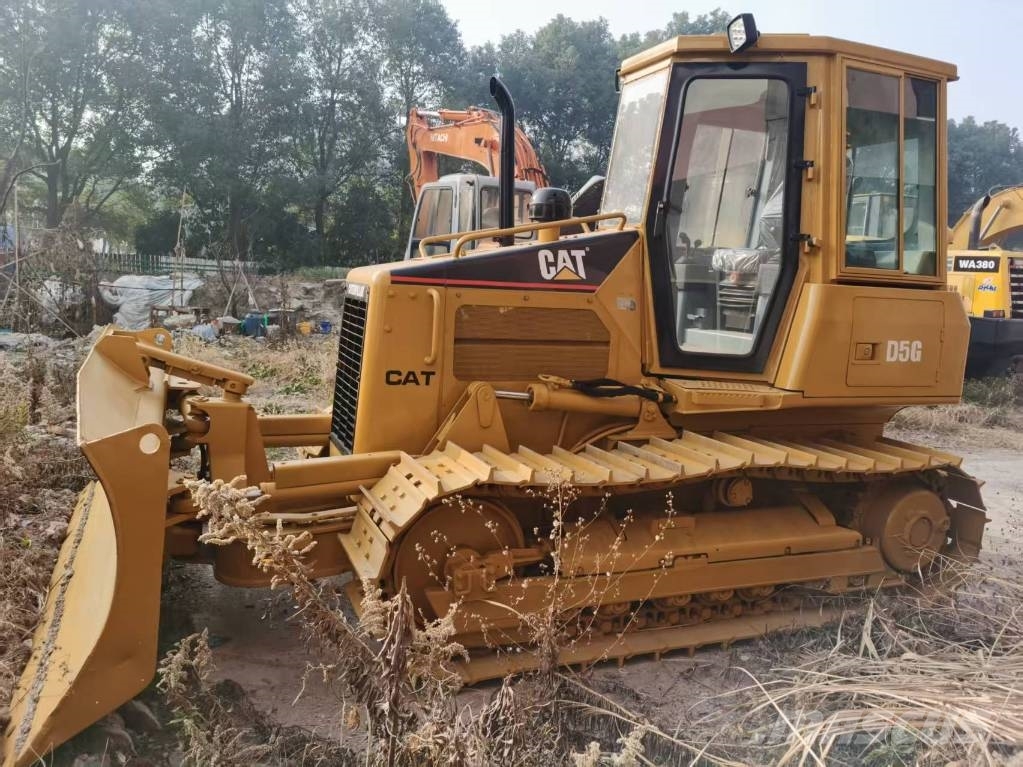 CAT D 5 G 履帶推土機