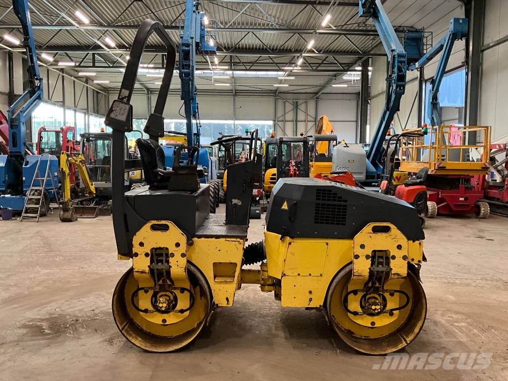 Bomag BW 135 AD Valjci sa duplim bubnjem