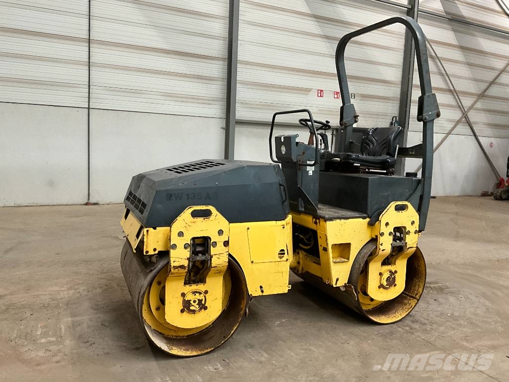 Bomag BW 135 AD Valjci sa duplim bubnjem
