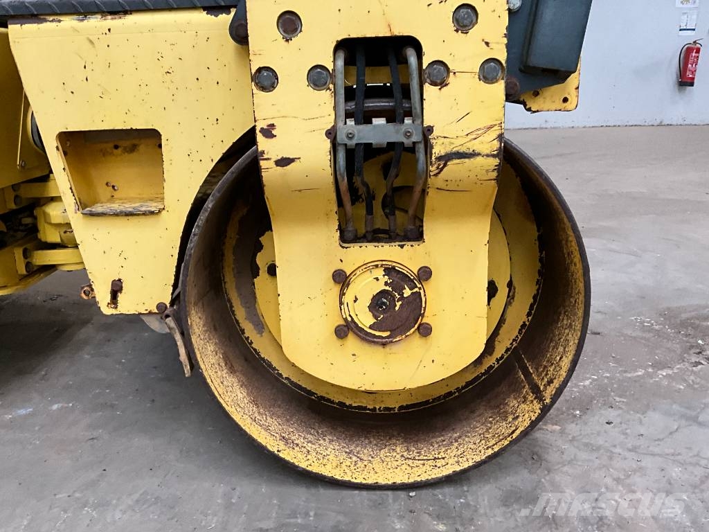 Bomag BW 135 AD Valjci sa duplim bubnjem