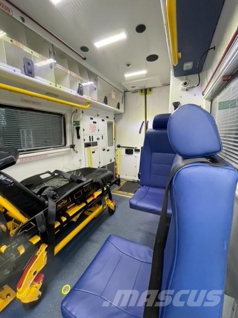 Fiat Ducato A&E Fiat Ducato A&E Vehicle with Stryker Pr Ambulancias