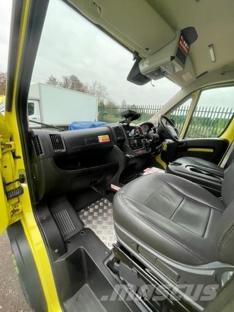 Fiat Ducato A&E Fiat Ducato A&E Vehicle with Stryker Pr Ambulancias