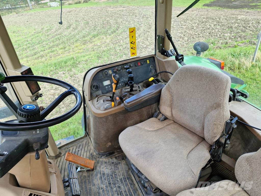 John Deere 7820 Traktorit