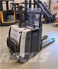 Atlet PDP200 Dubbelstaplare 2090mm 2 ton HYR-KÖP شاحنات مناولة ذاتية الدفع