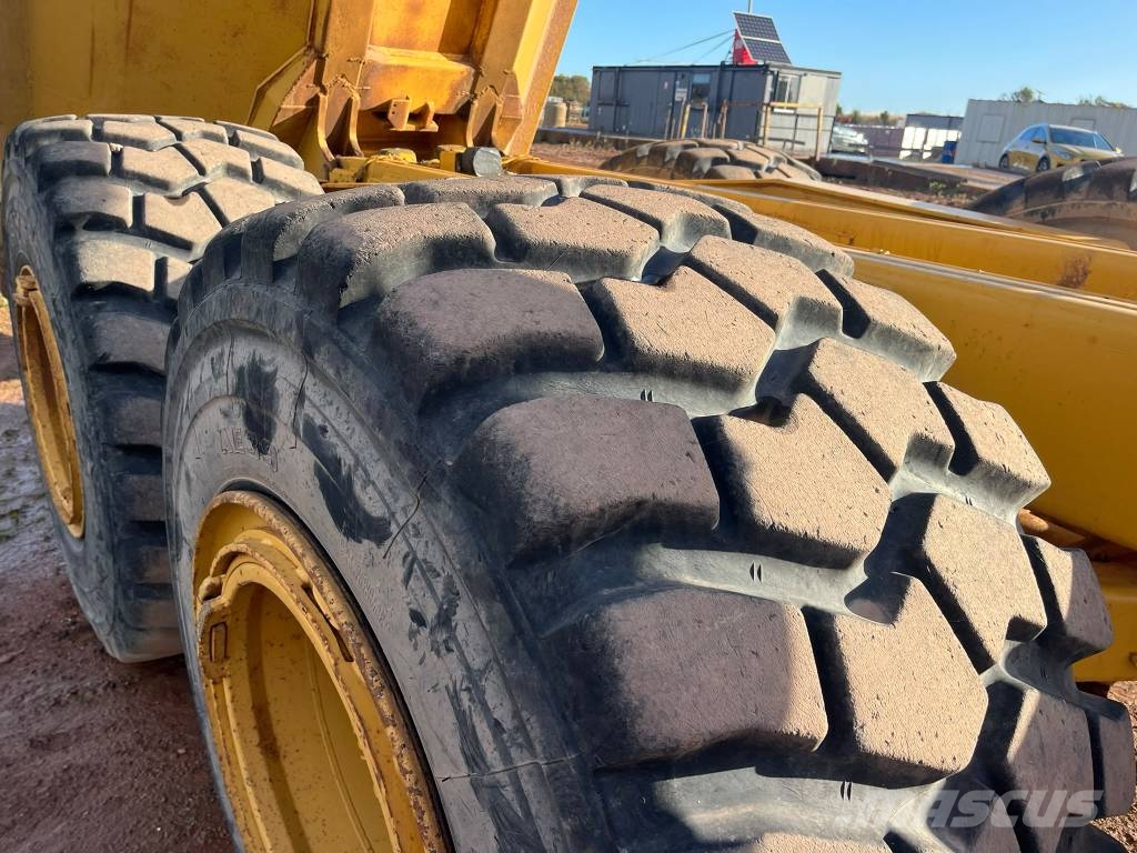 CAT D 250 E Csuklósdömperek