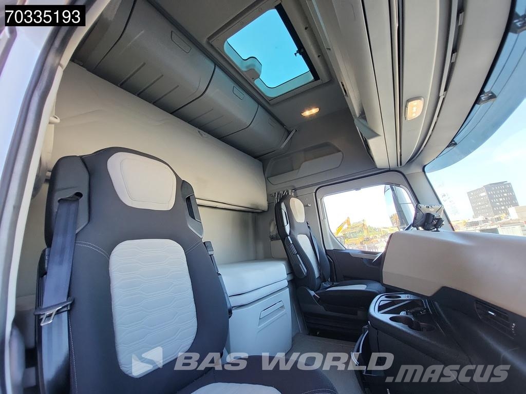 Ford F-Max 500 4X2 NL-Truck 2x Tanks Navi PTO ACC Vilcēji
