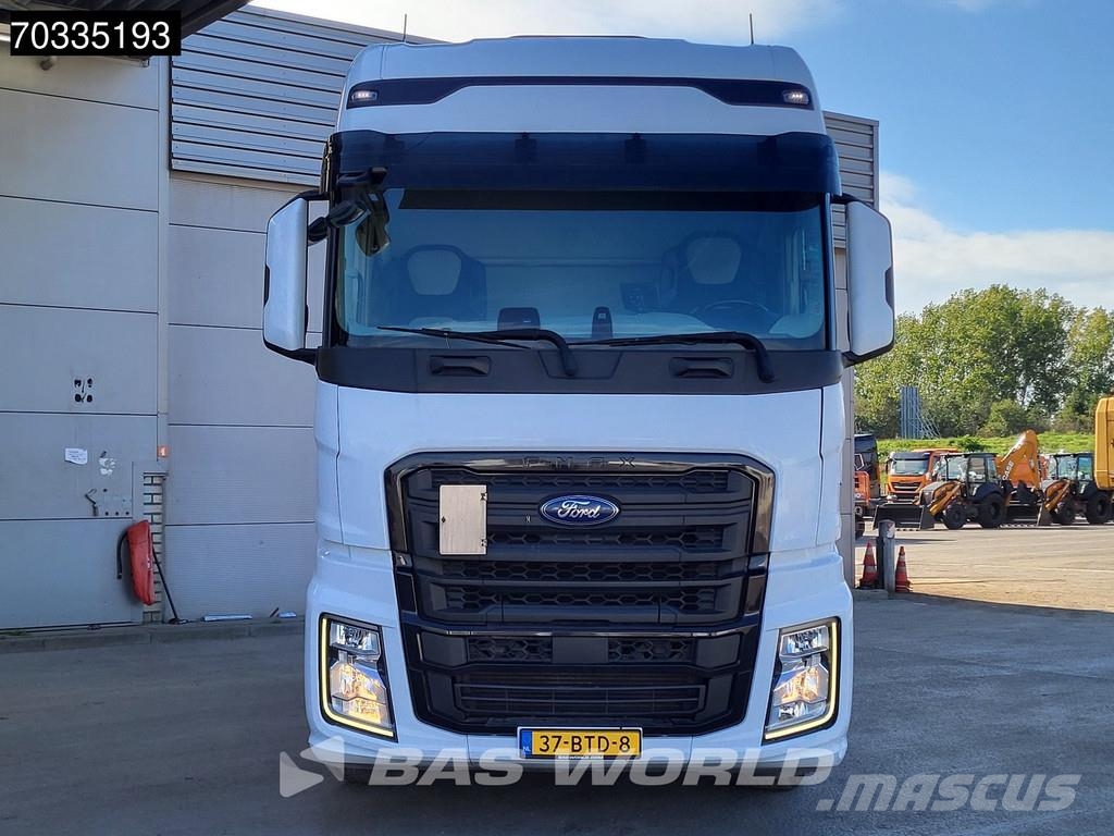 Ford F-Max 500 4X2 NL-Truck 2x Tanks Navi PTO ACC Vilcēji