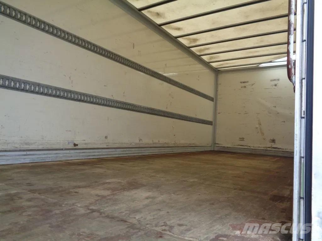 Mercedes-Benz Atego 822 + Euro 5 + Dhollandia lift Box trucks