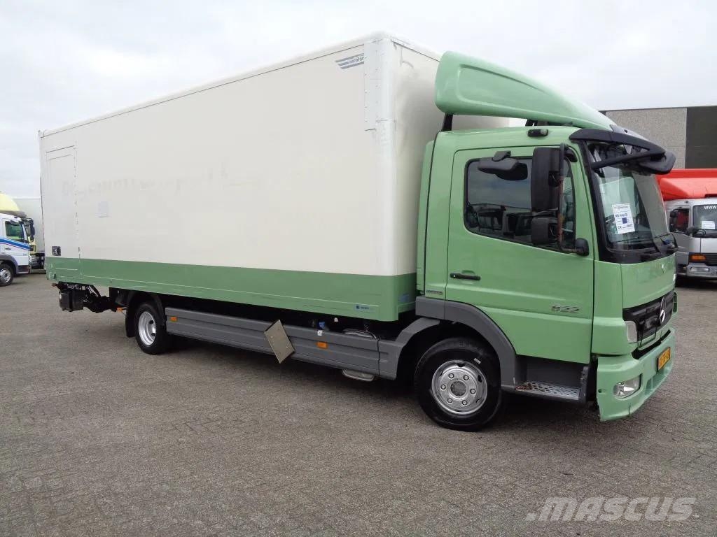 Mercedes-Benz Atego 822 + Euro 5 + Dhollandia lift Box trucks