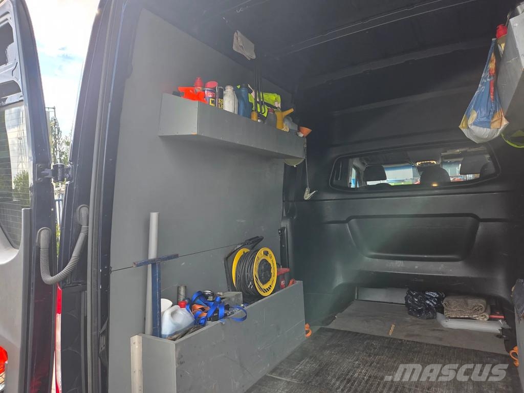 Mercedes-Benz (2019) 319 3.0 CDI L2H2 EURO 6-D 6 persoons 1e eig Furgooniga kaubikud