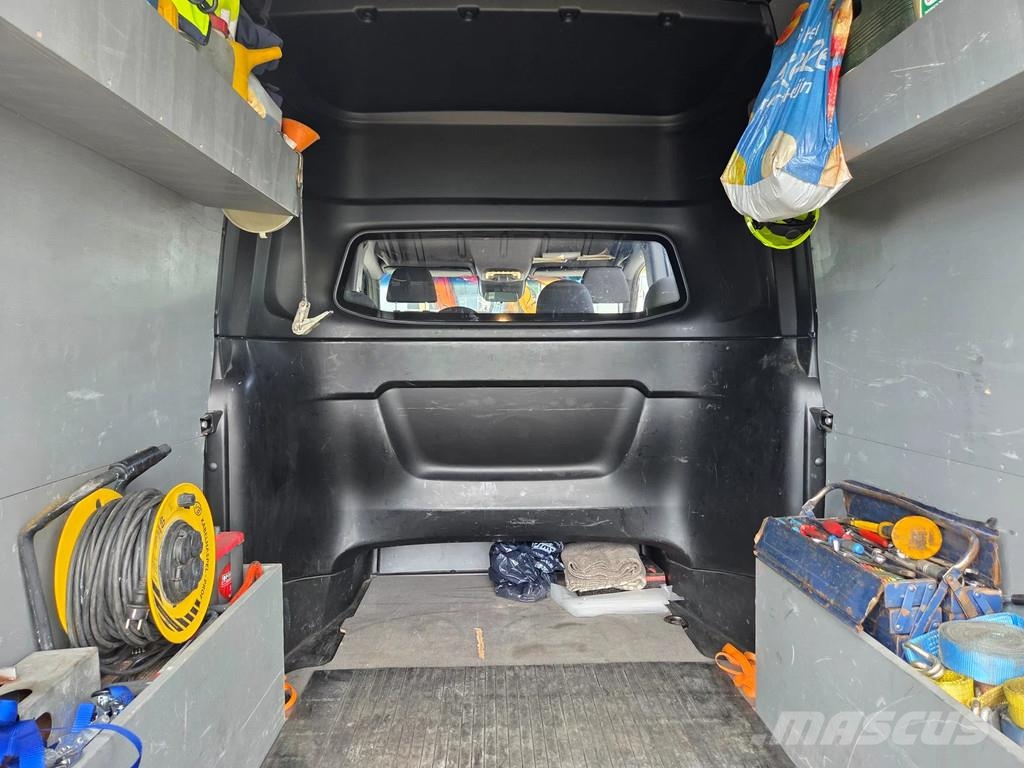 Mercedes-Benz (2019) 319 3.0 CDI L2H2 EURO 6-D 6 persoons 1e eig Furgooniga kaubikud