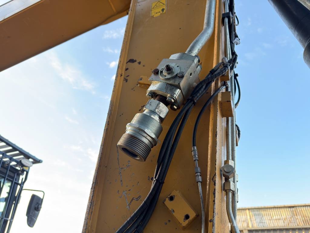 CAT M318F Pyöräkaivukoneet
