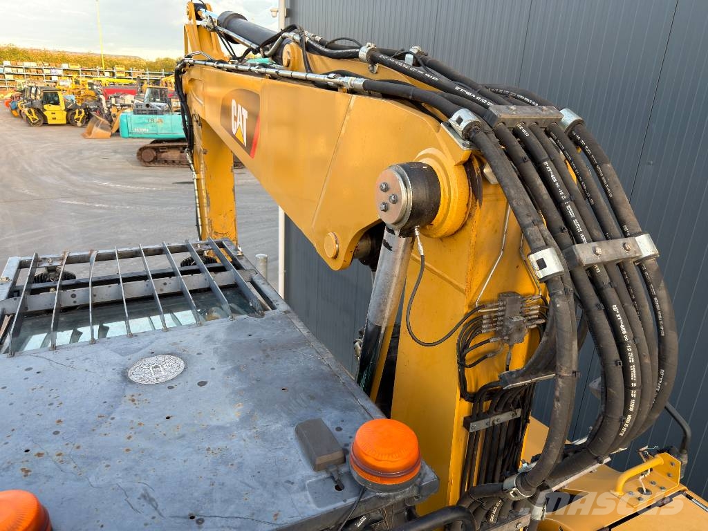 CAT M318F Pyöräkaivukoneet