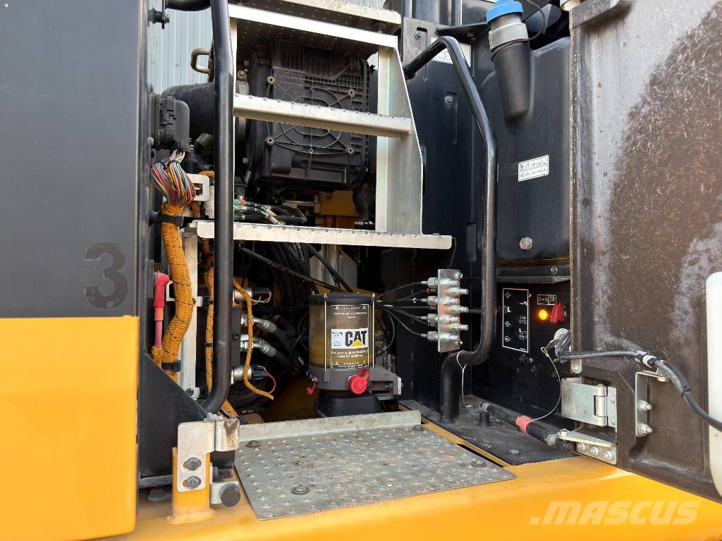 CAT M318F Pyöräkaivukoneet