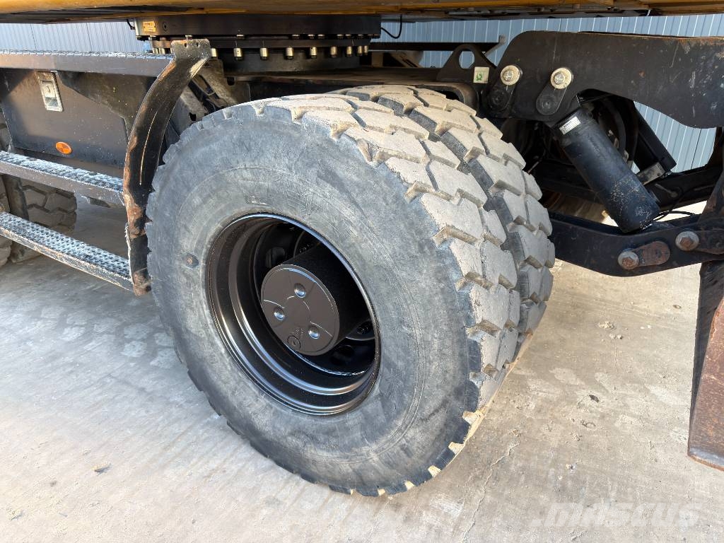 CAT M318F Pyöräkaivukoneet