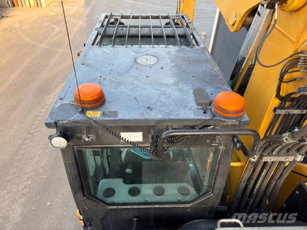 CAT M318F Pyöräkaivukoneet