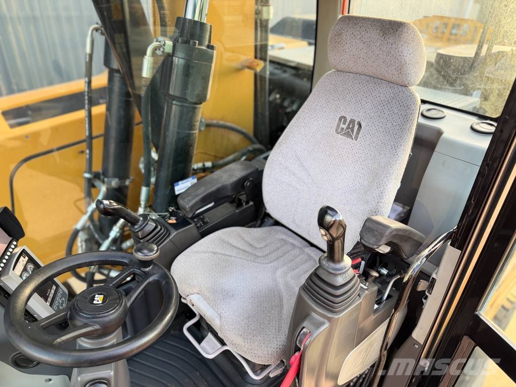 CAT M318F Pyöräkaivukoneet