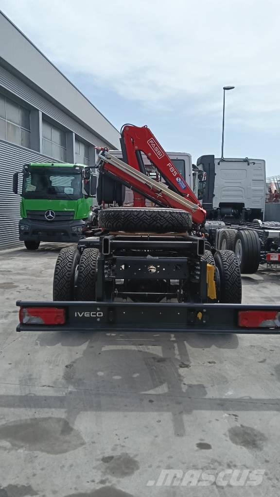 Iveco Eurocargo ML 140 E28K Citas pacelšanas iekārtas