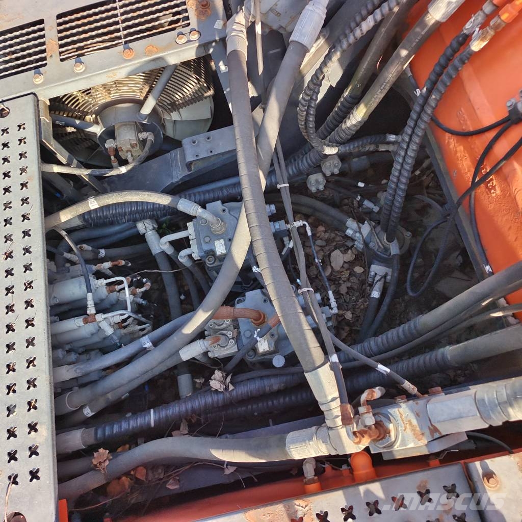 Doosan DX 530 LC-9 Rare in‑stock Верижен екскаватор