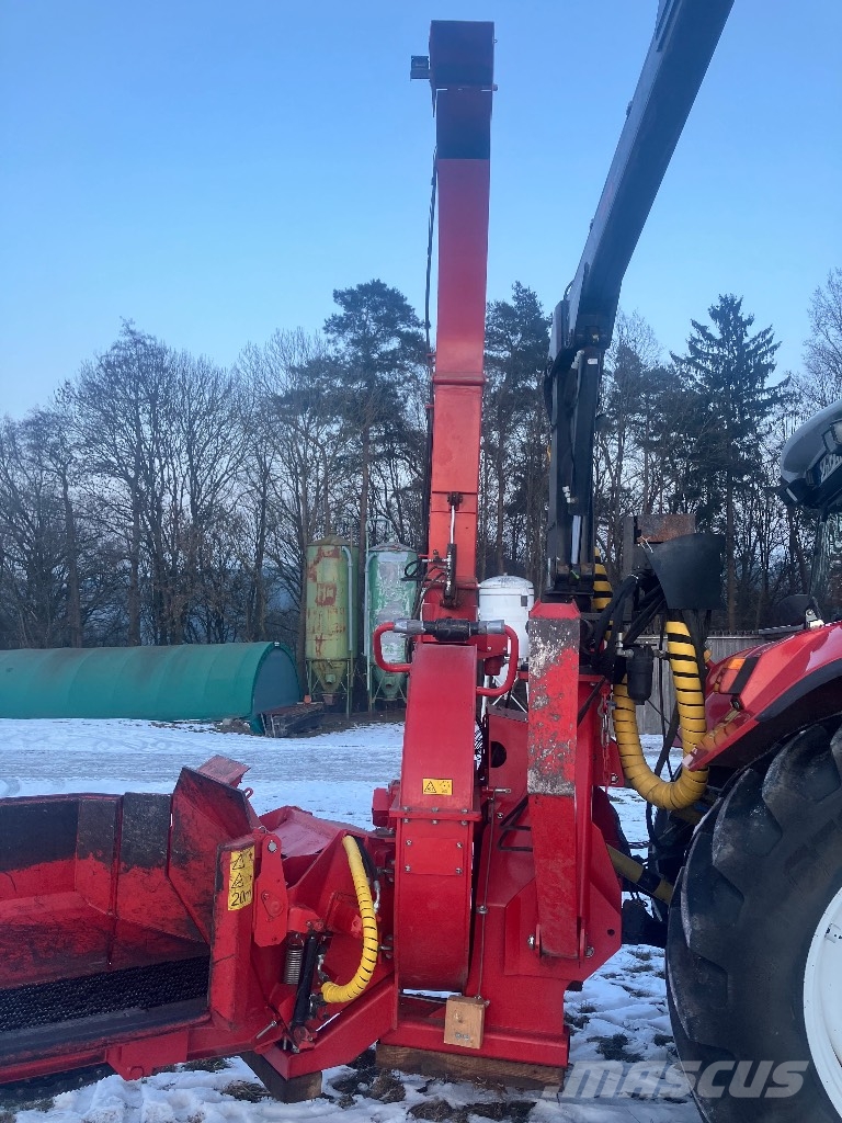 Farmi Forest CH 381 HFC Haketuskoneet