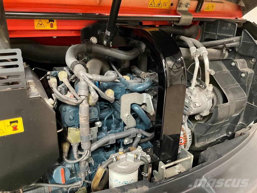 Kubota KX 080-4 A 2 Средни екскаватори 7т - 12т