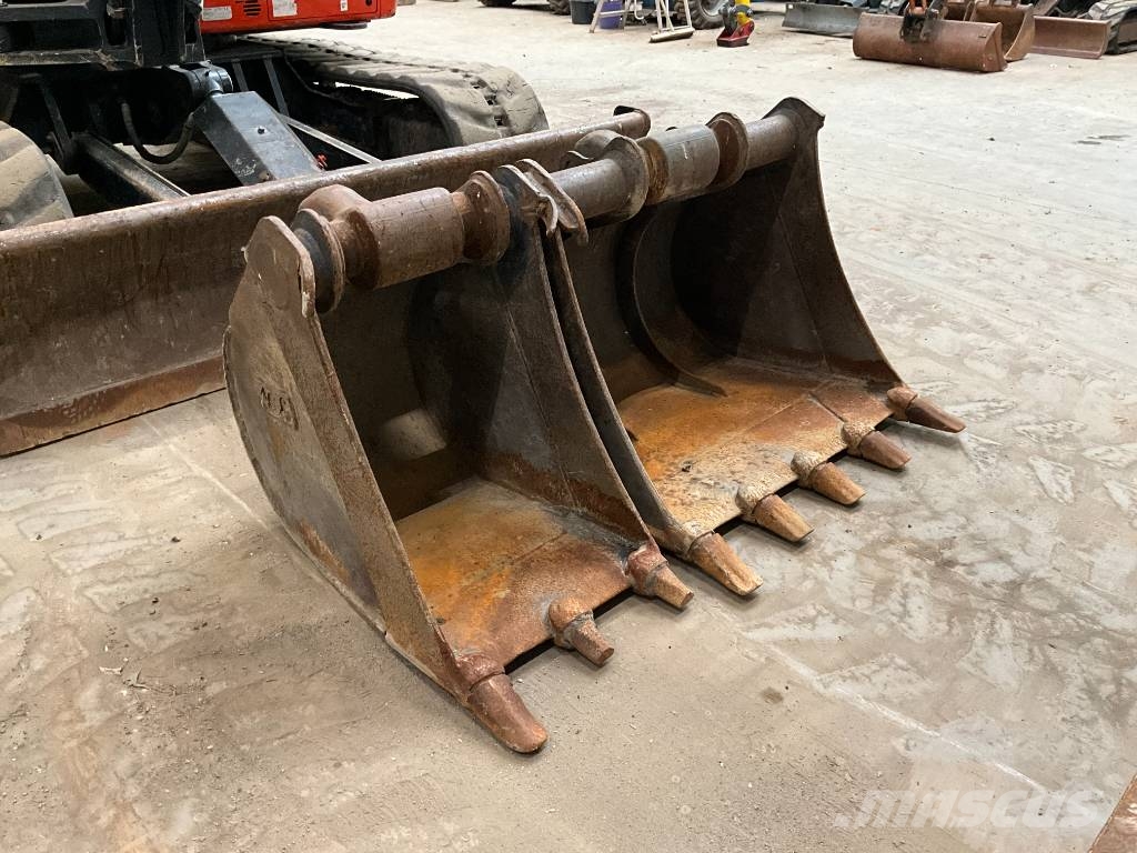 Kubota KX 080-4 A 2 Средни екскаватори 7т - 12т