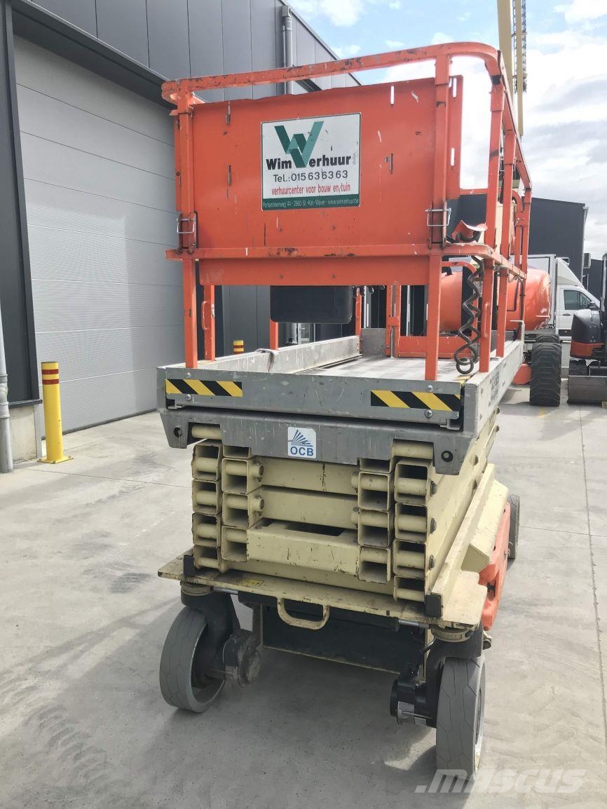 JLG 3246ES (1240) Käärtõstukid