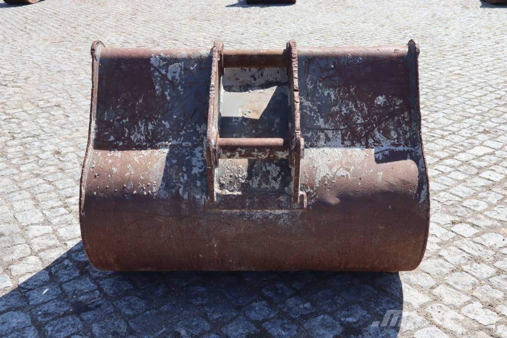 Balde escavação 1200 mm Ø65 Volvo Kašike / Korpe