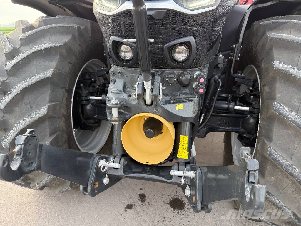 Case IH Optum 300CVX Трактори