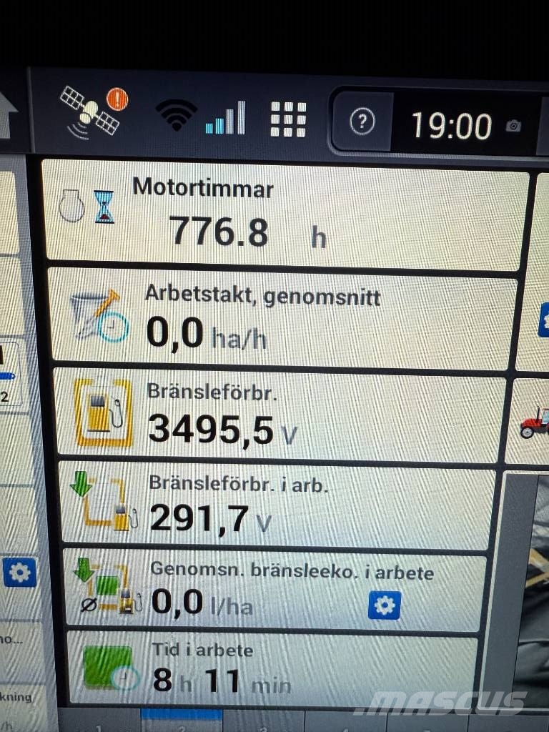 Case IH Optum 300CVX Трактори